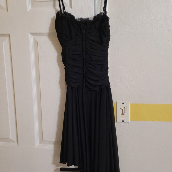 Dress - Picture 7 of 7